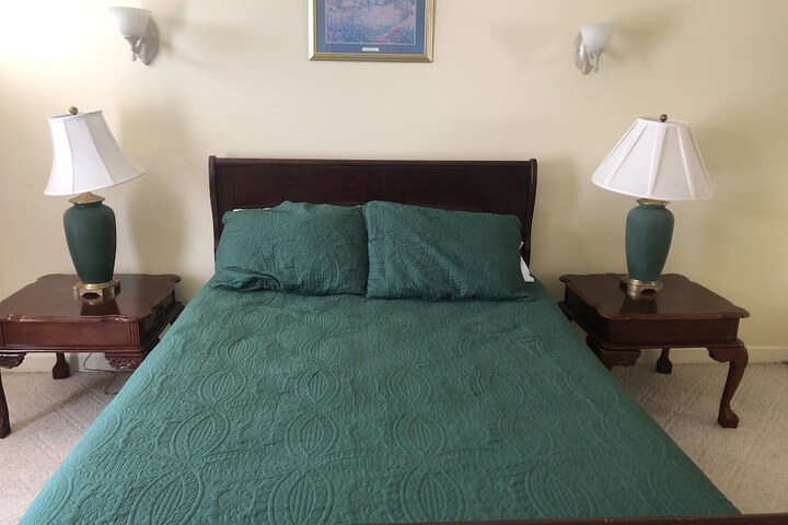 Room 8 of 52