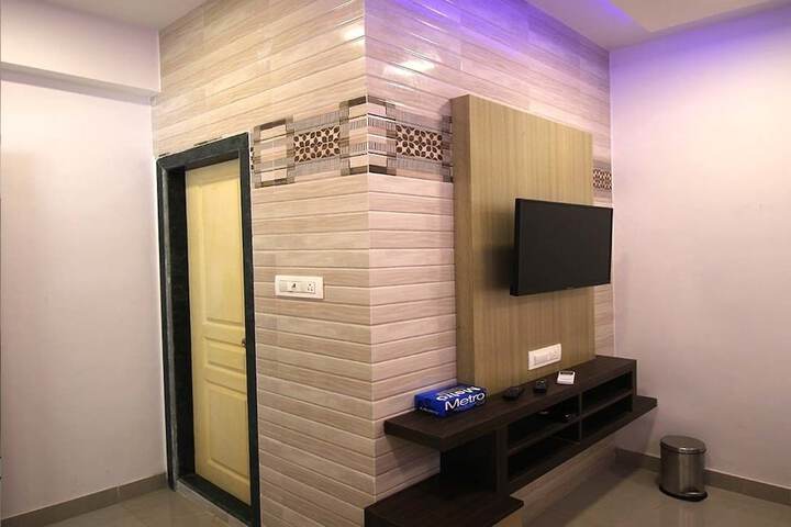 Room 7 of 19