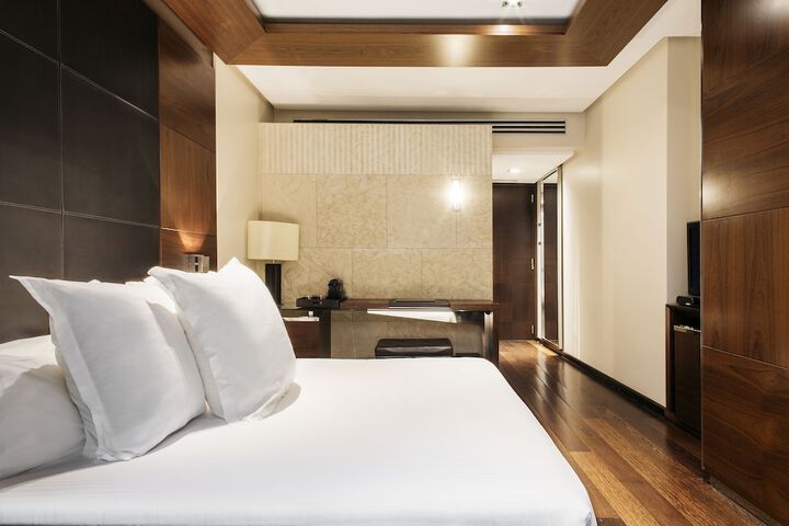 Room 11 of 70