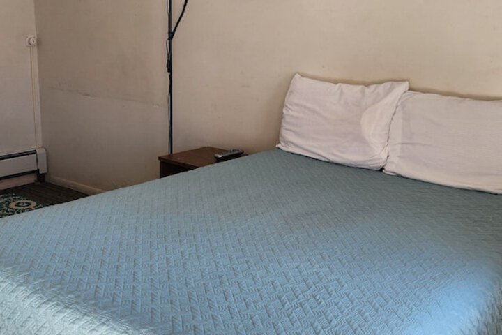 Room 20 of 35