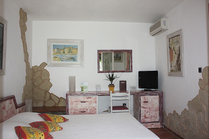 Room 5 of 47