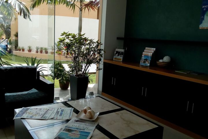 Hotel Interior 9 of 61