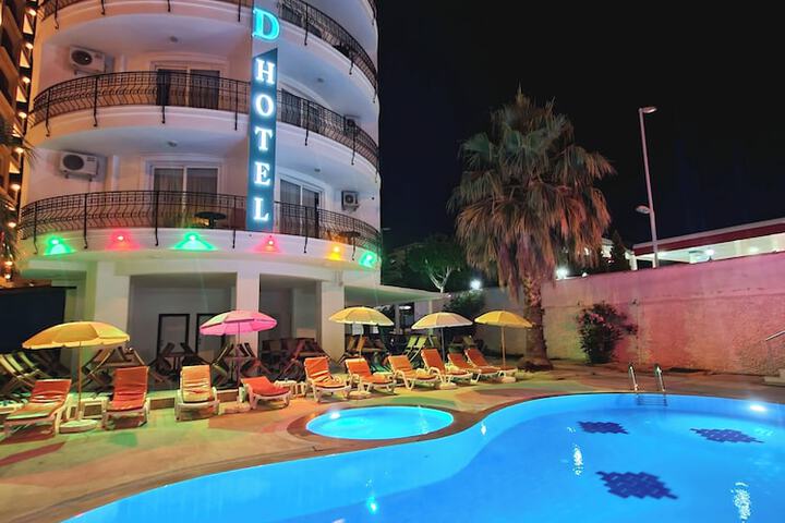 Hotel 13 of 15