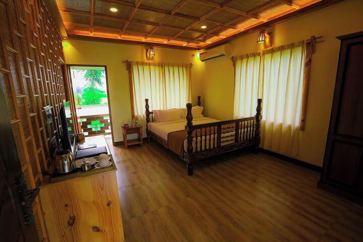 Room 5 of 88