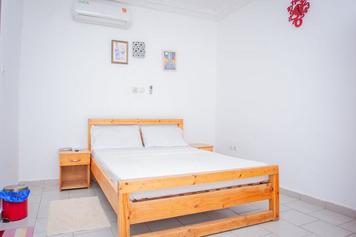 Room 20 of 48