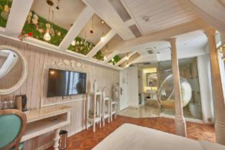 Beijing Yueai Boutique Theme Hotel (Shilihe Subway Station Branch)