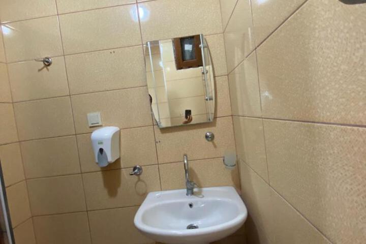 Photo 28