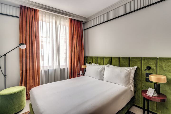 Room 20 of 47