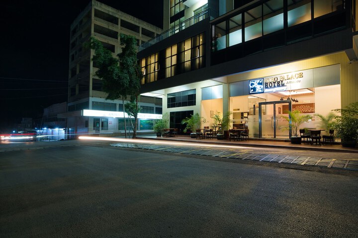 Hotel 55 of 56
