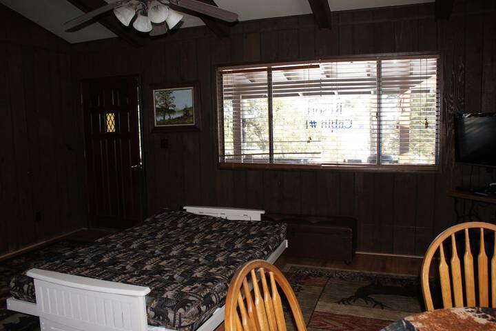Room 81 of 104