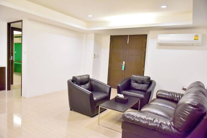 Room 58 of 146