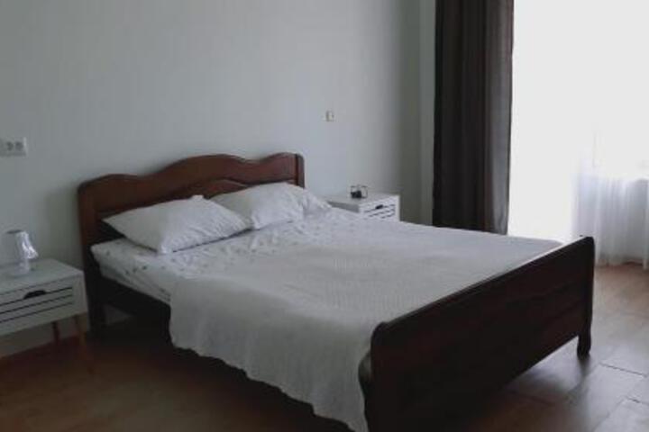 Room 2 of 21