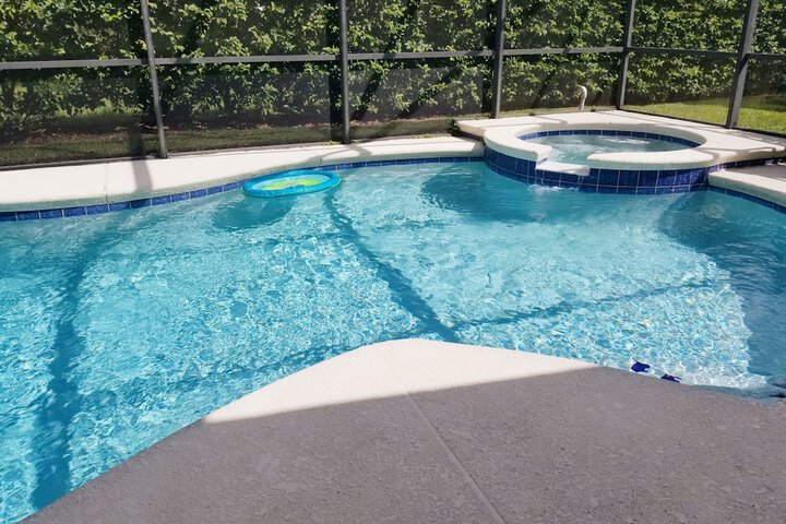 Pool 16 of 20