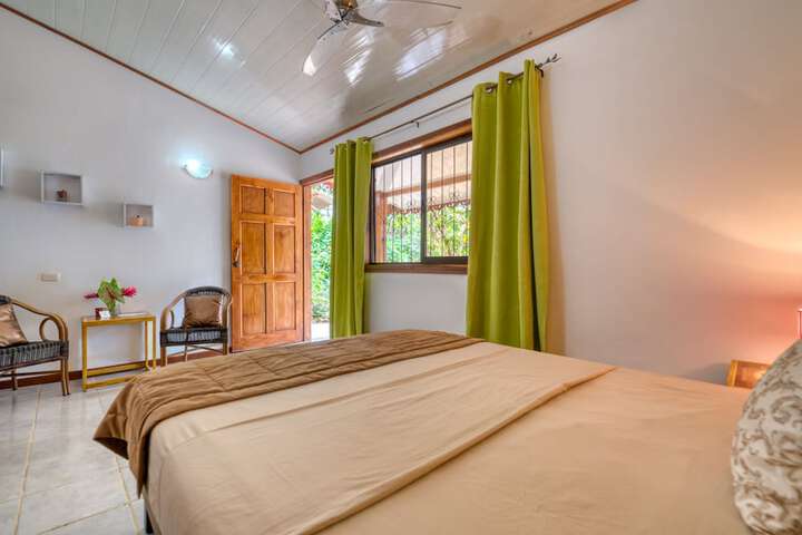 Room 6 of 42