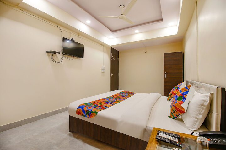 Room 20 of 29