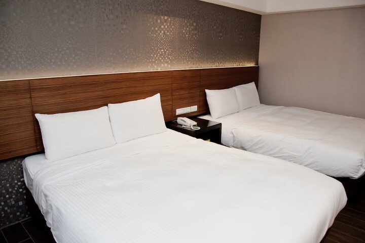 Room 41 of 95