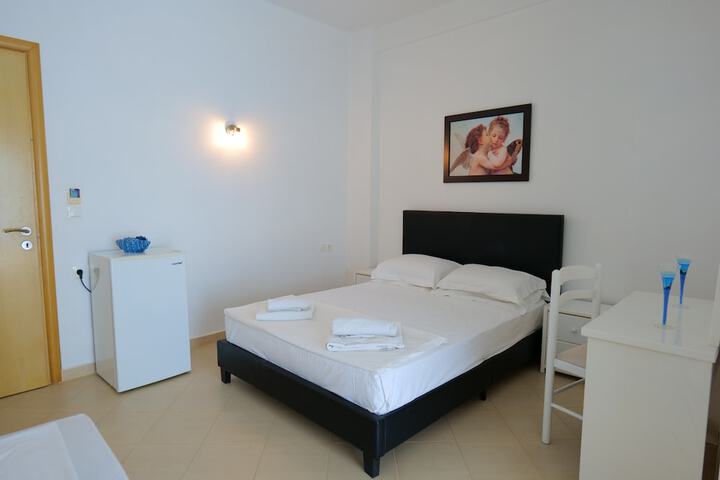 Room 16 of 59