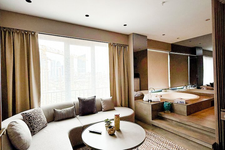 Room 54 of 104