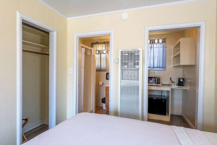 Room 19 of 30