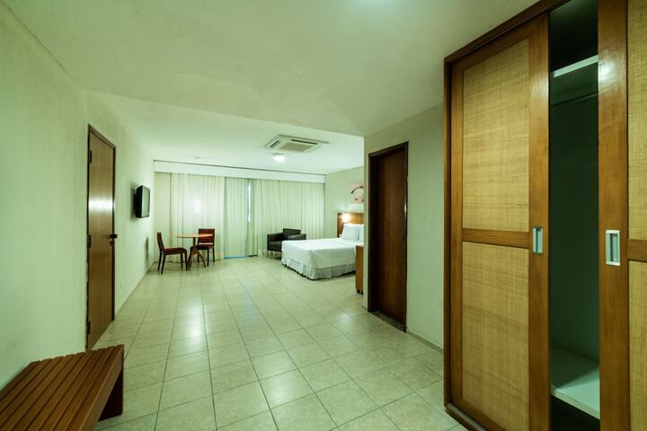 Room 18 of 86