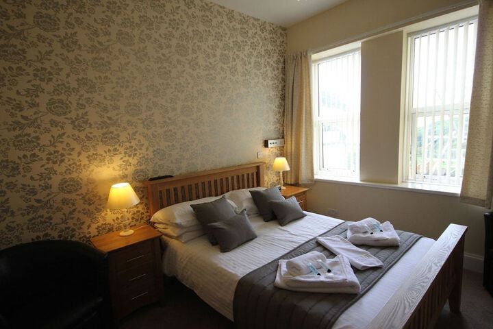 Photo 6