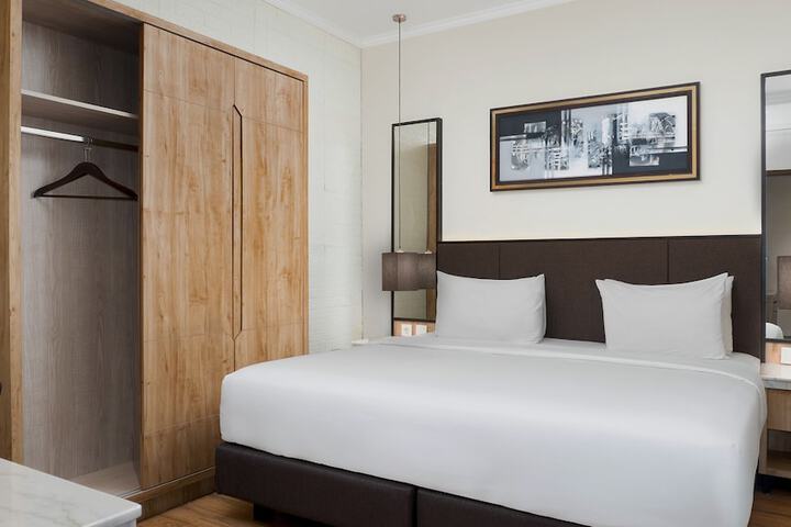 Room 75 of 235