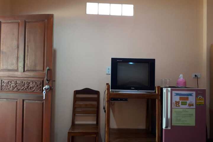 Room 13 of 23