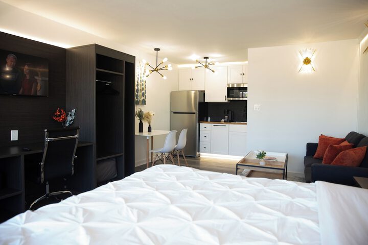 Room 17 of 41