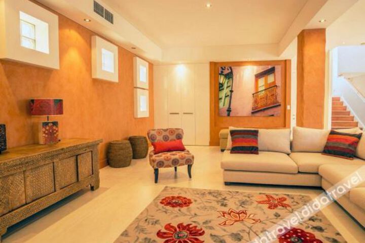 Hotel Interior 8 of 22