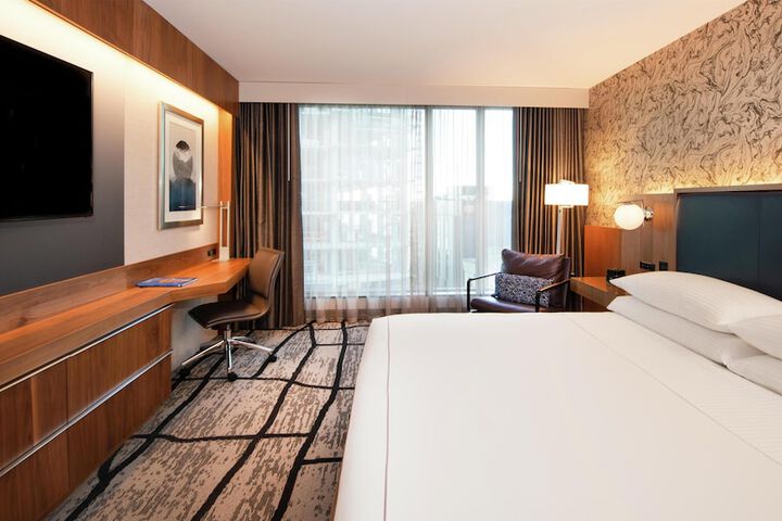 Room 20 of 80
