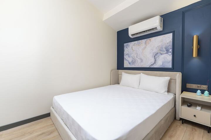 Room 26 of 111