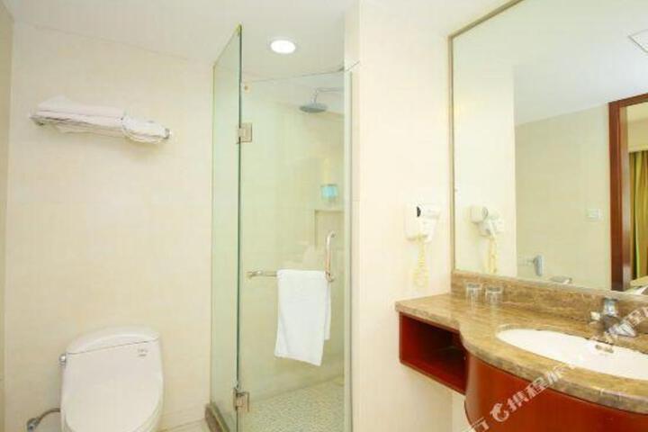 Fuzi Hotel