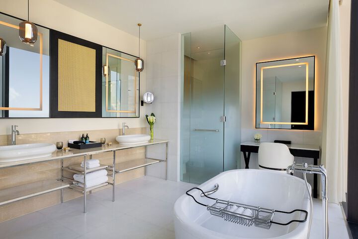Room 28 of 55