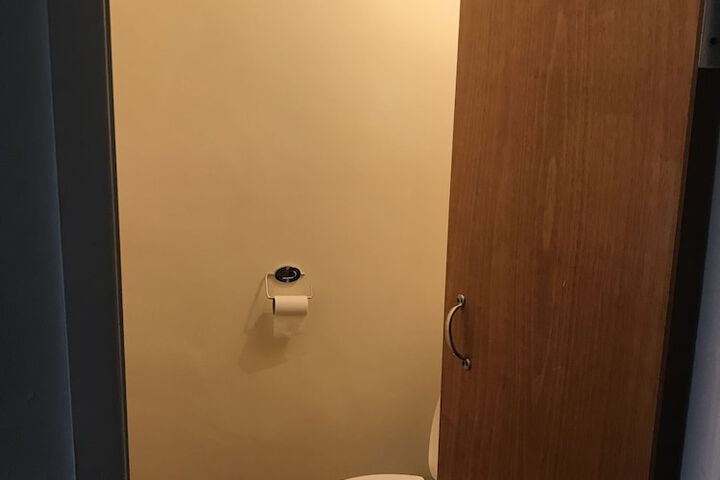 Room 39 of 48