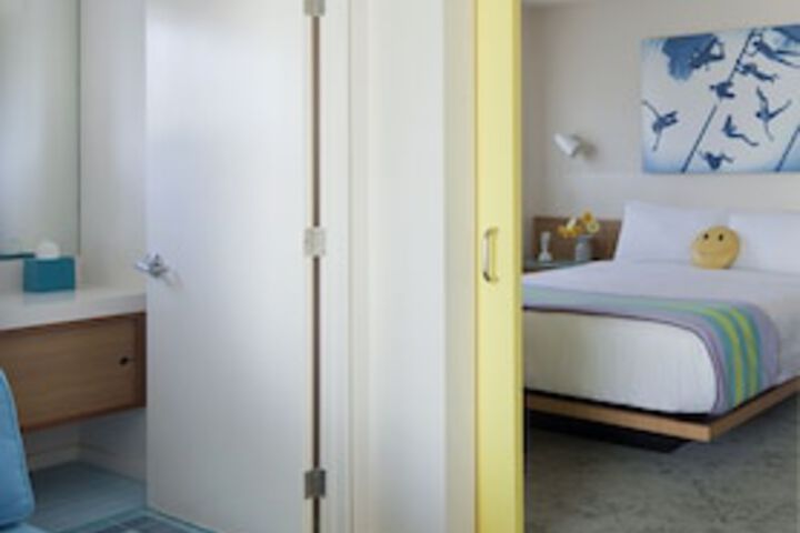 Room 70 of 255