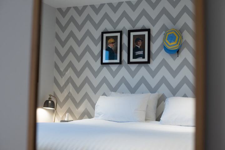 Room 12 of 64