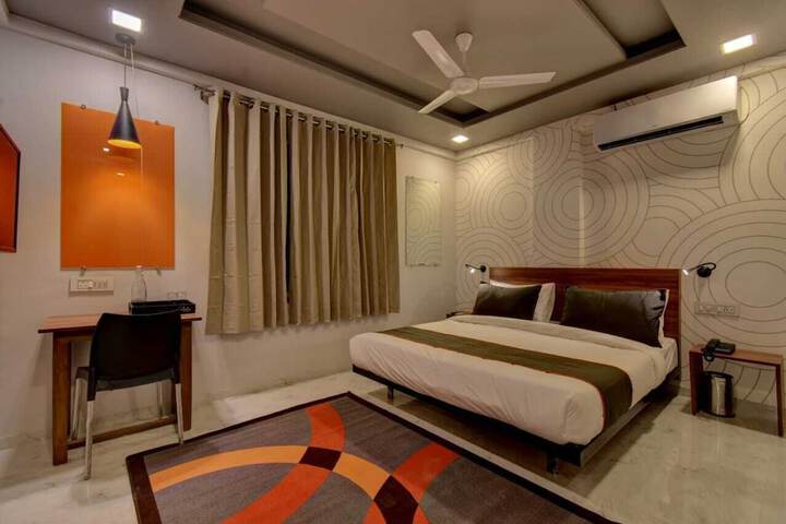 Room 19 of 31