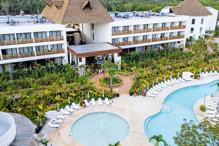 Exterior of Hotel Mundo Maya Nuevo Uxmal