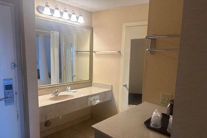 Clean Restrooms