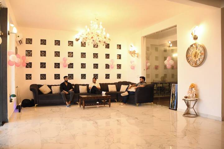 Hotel Interior 6 of 61