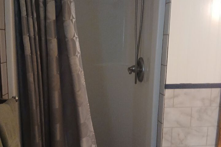 Room 37 of 61