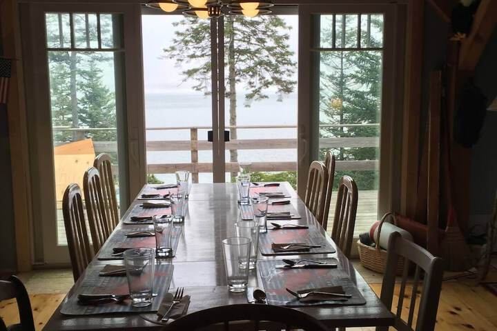 Dining 8 of 10