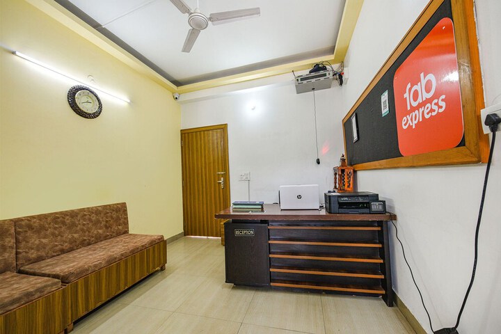 Hotel Interior 6 of 23