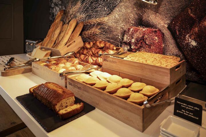 Breakfast/Coffee Service 16 of 29