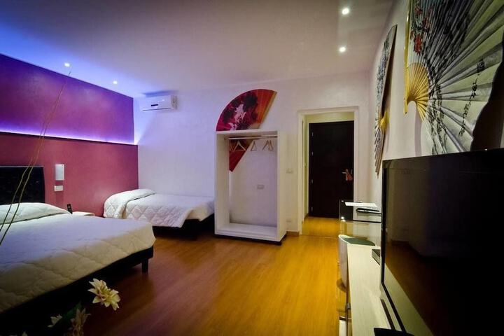 Room 17 of 39