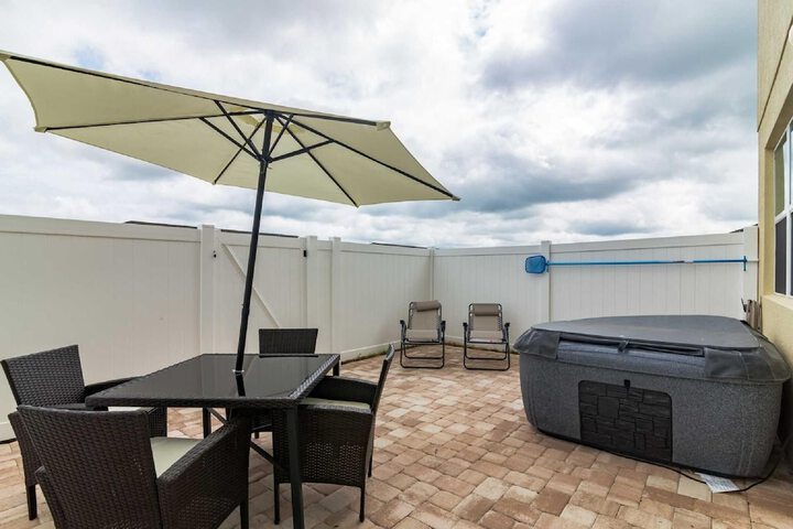 Terrace/Patio 18 of 44