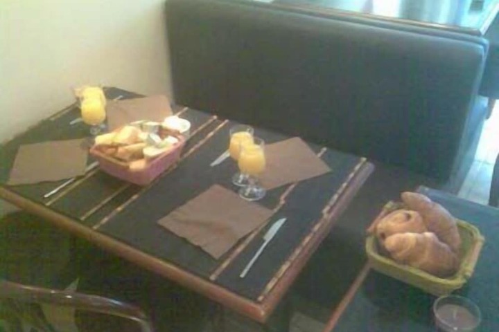 Breakfast/Coffee Service 10 of 14