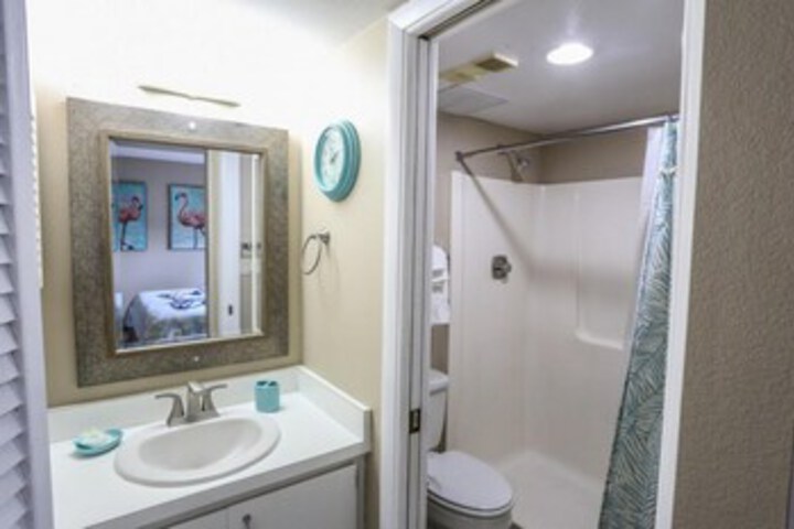 Room 3 of 20
