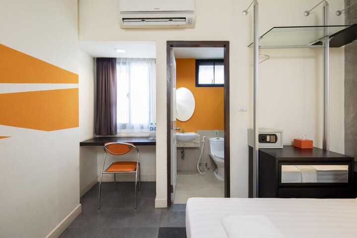 Room 20 of 50