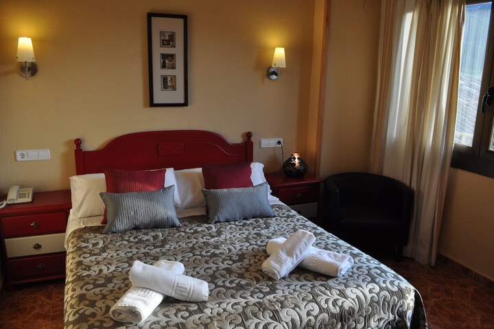 Room 4 of 51